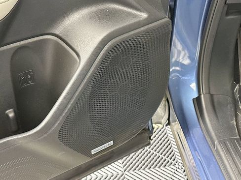 Certified 2025 Subaru Forester Limited image 26