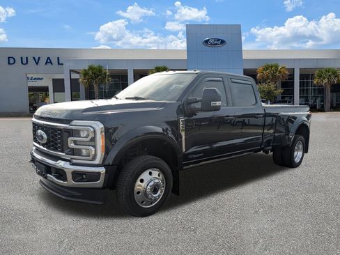 Used 2023 Ford F450 Lariat image 8