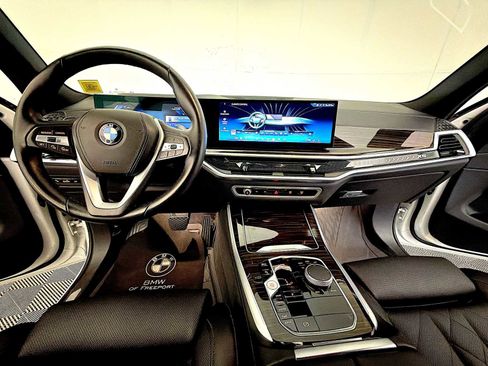 Certified 2024 BMW X5 xDrive40i AWD/4WD image 17