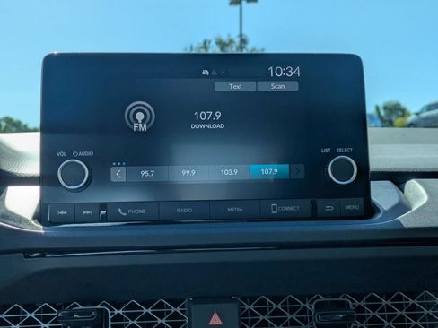 Used 2025 Honda Accord LX image 19
