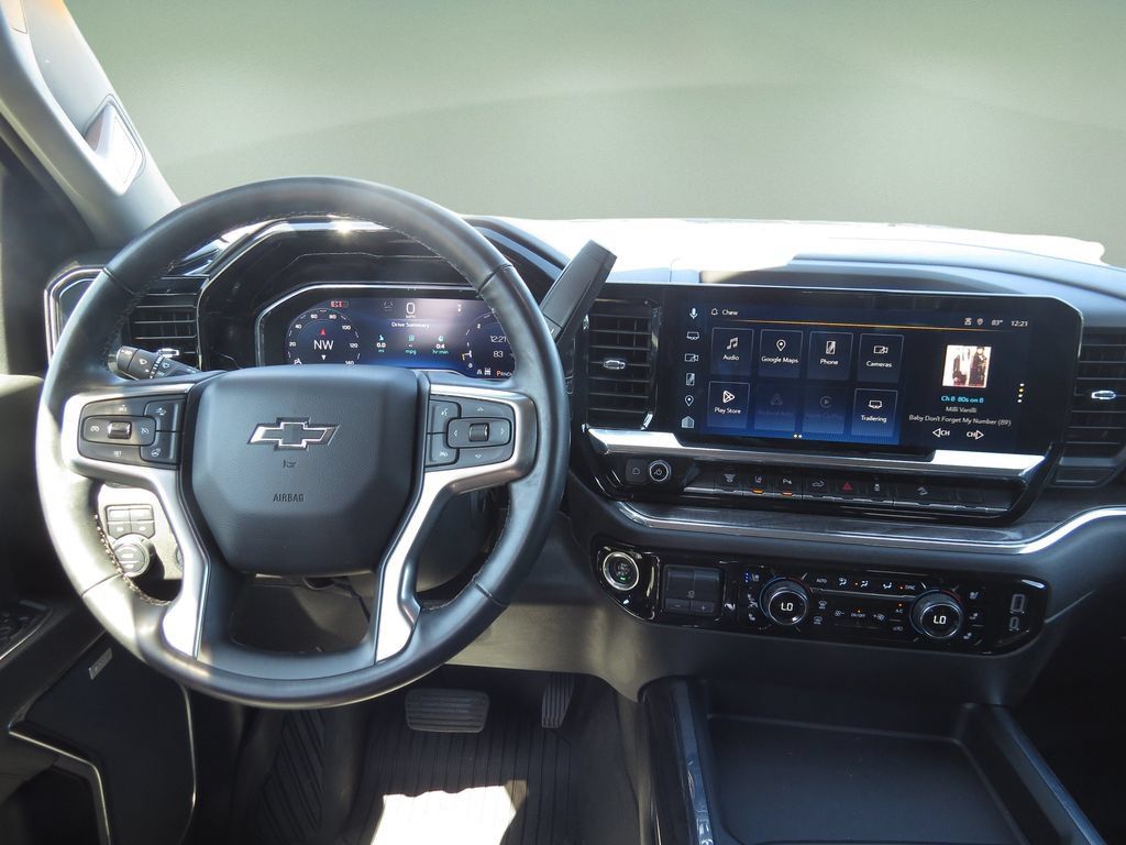 Used 2024 Chevrolet Silverado 2500 LTZ w/ LTZ Plus Package AWD/4WD image 17