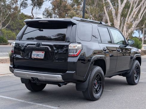 Used 2024 Toyota 4Runner TRD Off-Road AWD/4WD image 13