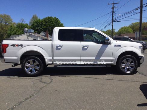 Used 2018 Ford F150 Lariat w/ Equipment Group 502A Luxury AWD/4WD image 7