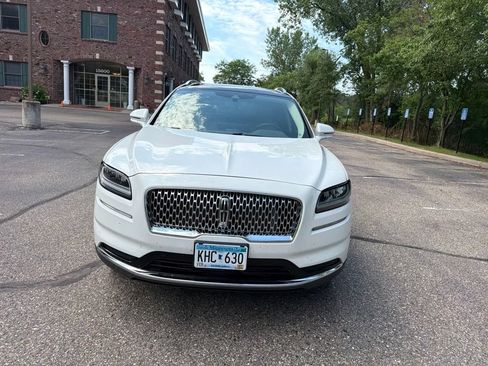 Used 2022 Lincoln Nautilus Reserve w/ Equipment Group 201A AWD/4WD image 28