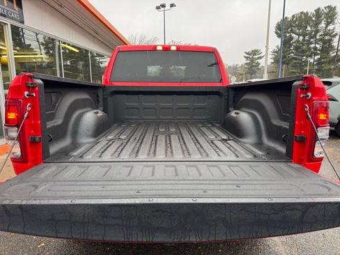 Used 2024 RAM 2500 Big Horn w/ Night Edition AWD/4WD image 25