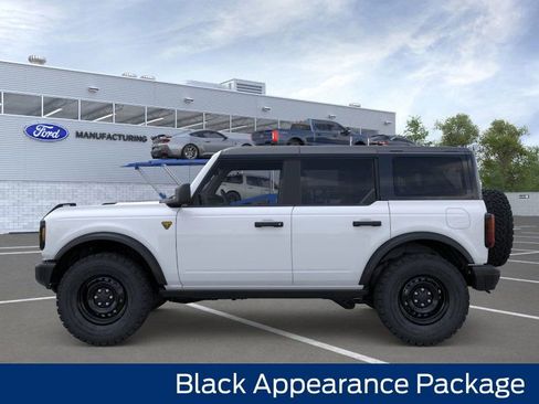 New 2026 Ford Bronco Badlands AWD/4WD image 4