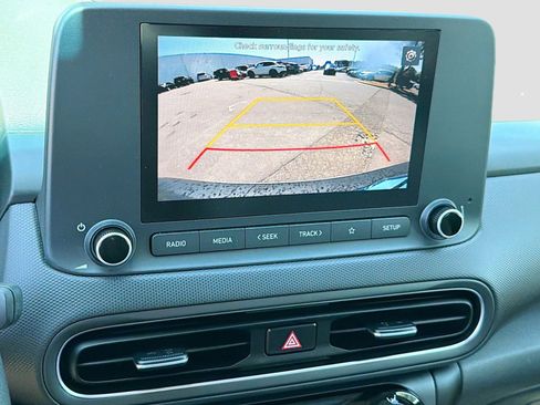 Used 2023 Hyundai Kona SEL AWD/4WD image 11