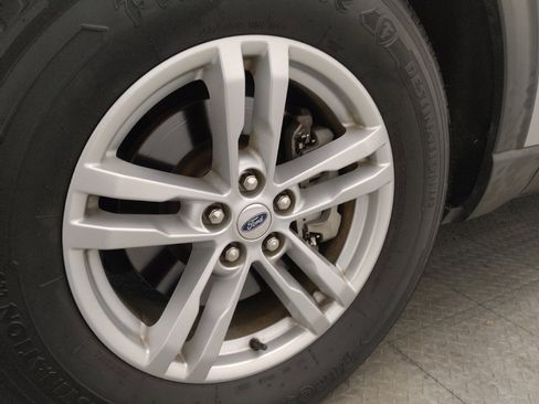 Used 2020 Ford Explorer XLT w/ Equipment Group 202A image 31