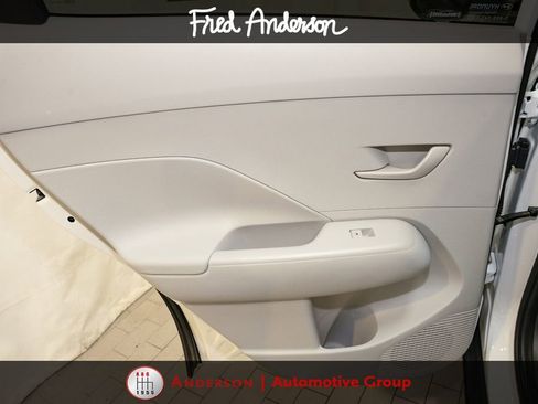 Used 2024 Hyundai Kona SEL AWD/4WD image 9