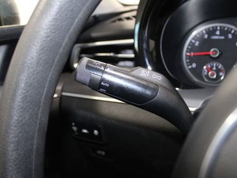 Used 2023 Kia K5 LXS image 34