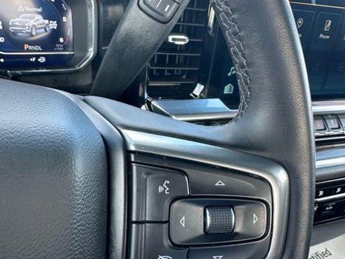 Used 2023 Chevrolet Silverado 1500 LT w/ Protection Package AWD/4WD image 38