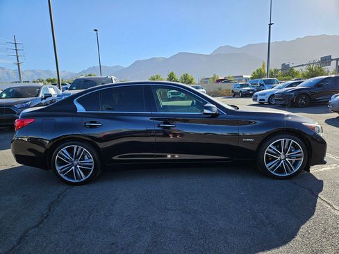 Used 2015 INFINITI Q50 Hybrid AWD w/ Navigation Package image 2