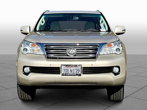 Used 2013 Lexus GX 460 image 3