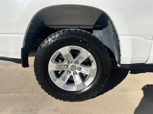 Used 2023 RAM 1500 Laramie image 9