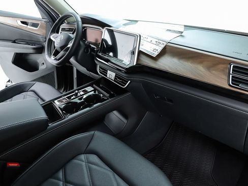 New 2026 Volkswagen Atlas SE FWD image 73