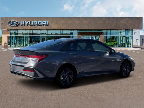 New 2026 Hyundai Elantra Sport image 7