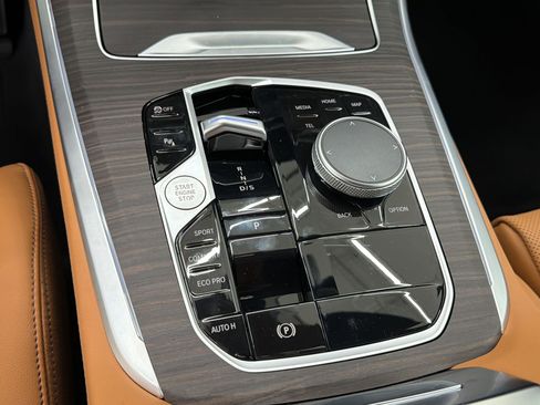 New 2026 BMW X5 sDrive40i w/ Premium Package RWD image 17