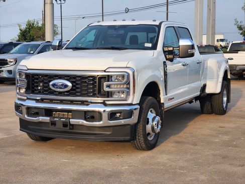 New 2026 Ford F350 Lariat w/ Lariat Ultimate Package AWD/4WD image 2