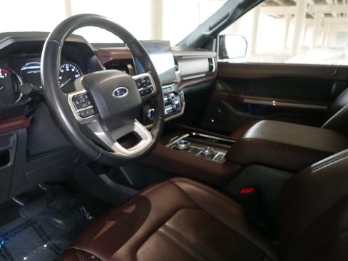 Used 2024 Ford Expedition Max Limited image 17