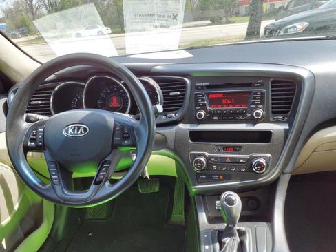 Used 2012 Kia Optima LX image 12