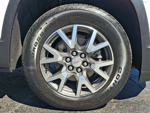 Used 2023 GMC Acadia SLE w/ Driver Convenience Package AWD/4WD image 8