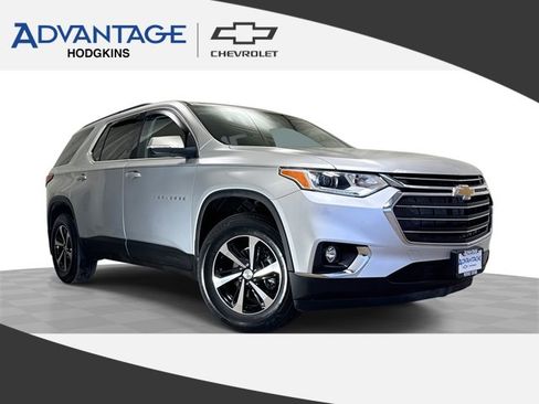 Used 2021 Chevrolet Traverse LT image 1