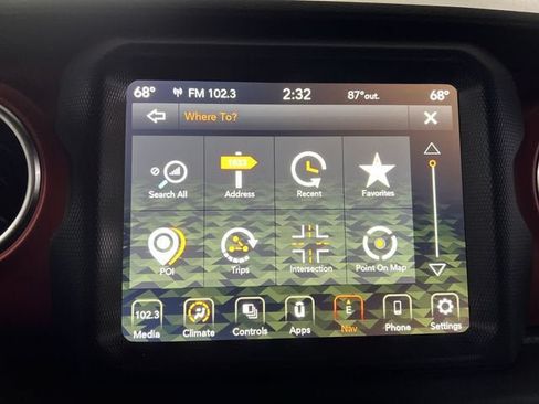 Used 2021 Jeep Gladiator Rubicon AWD/4WD image 14