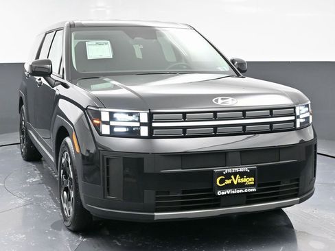 Used 2024 Hyundai Santa Fe SE image 4