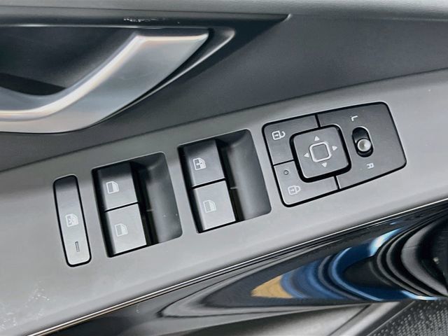 New 2026 Kia Niro Wind FWD image 18