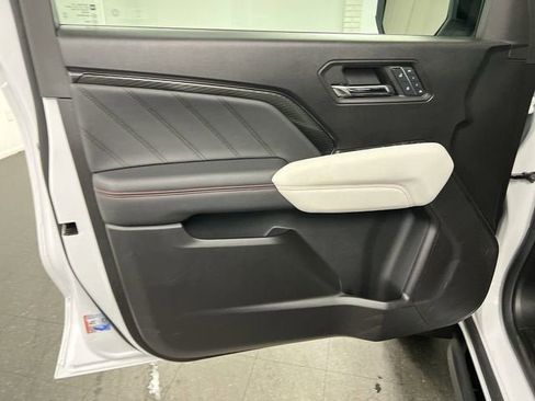 Certified 2024 GMC Canyon AT4X AWD/4WD image 23
