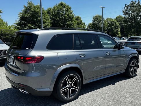 Certified 2024 Mercedes-Benz GLS 450 4MATIC image 8