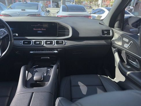 Used 2022 Mercedes-Benz GLE 350 w/ Premium Package image 17