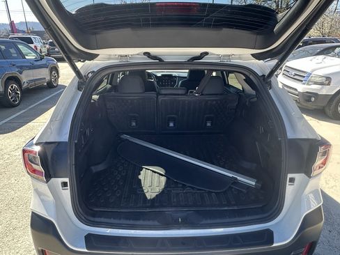 Used 2022 Subaru Outback Limited image 37