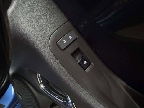 Used 2013 Chevrolet Camaro SS w/ Hot Wheels Special Edition image 49