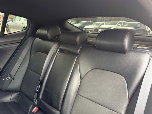 Used 2020 Kia Stinger GT1 image 38