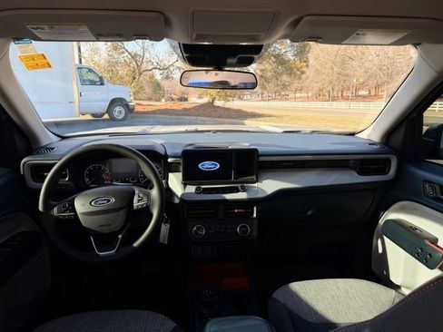 Used 2022 Ford Maverick XLT w/ Equipment Group 300A Standard image 4