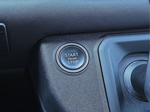 Used 2023 Land Rover Defender 110 X image 31