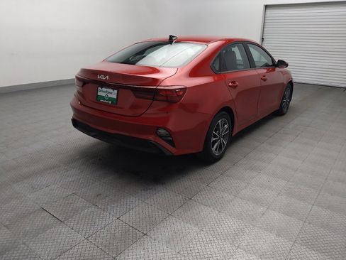 Used 2022 Kia Forte LXS FWD image 9