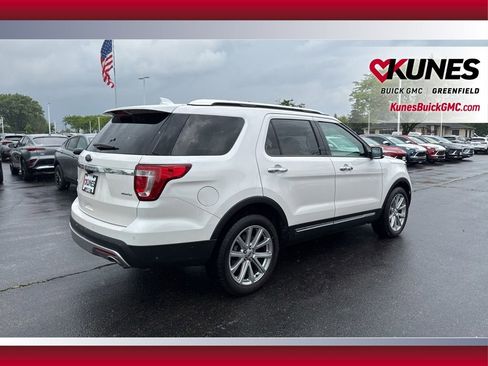 Used 2017 Ford Explorer Limited w/ Equipment Group 301A AWD/4WD image 5