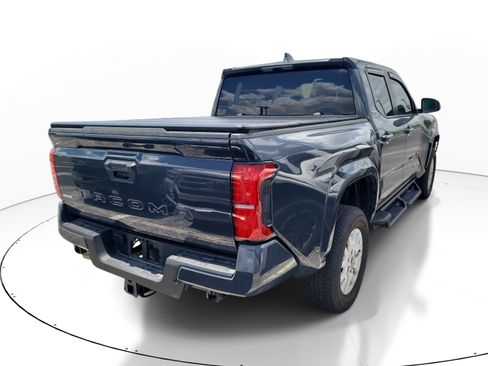 Used 2026 Toyota Tacoma SR5 RWD image 7