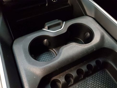 Used 2020 RAM 1500 Big Horn image 9