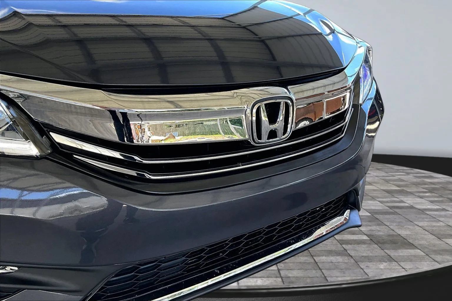 Used 2016 Honda Accord EX-L image 30