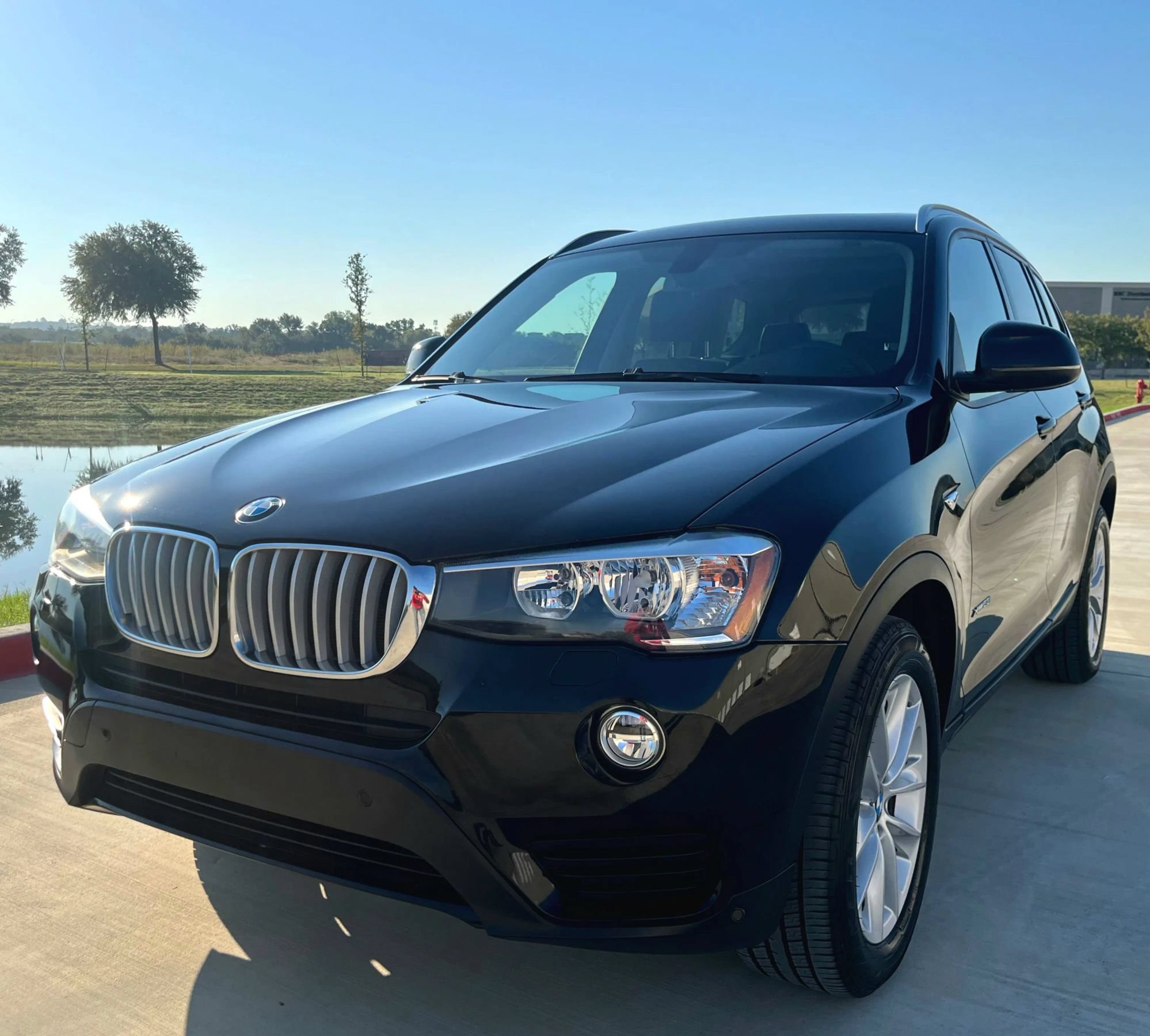 Used 2016 BMW X3 xDrive28i AWD/4WD image 5