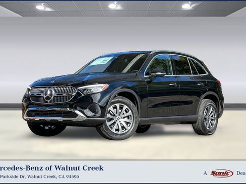 Used 2026 Mercedes-Benz GLC 300 4MATIC image 1