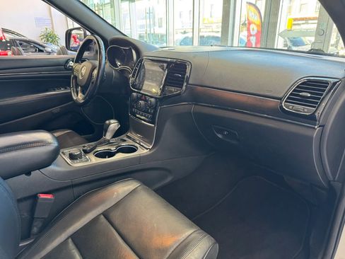 Used 2019 Jeep Grand Cherokee High Altitude AWD/4WD image 21
