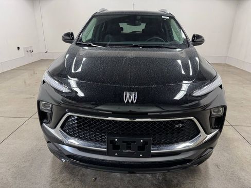 New 2025 Buick Encore GX Sport Touring image 4