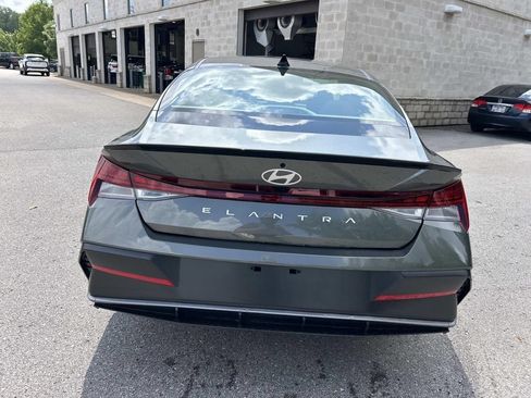 New 2026 Hyundai Elantra SEL Sport Premium FWD image 6