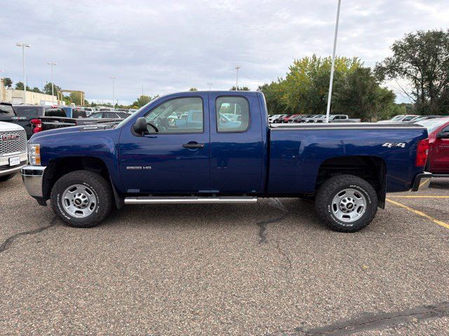 Used 2013 Chevrolet Silverado 2500 W/T AWD/4WD image 5