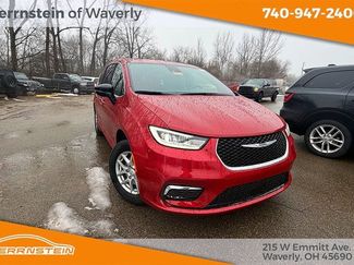 New 2026 Chrysler Pacifica Select video 1