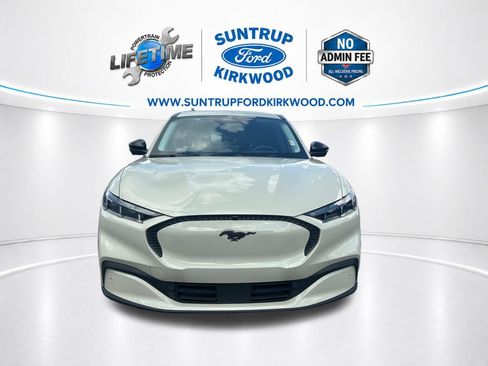 Used 2025 Ford Mustang Mach-E Select RWD image 10